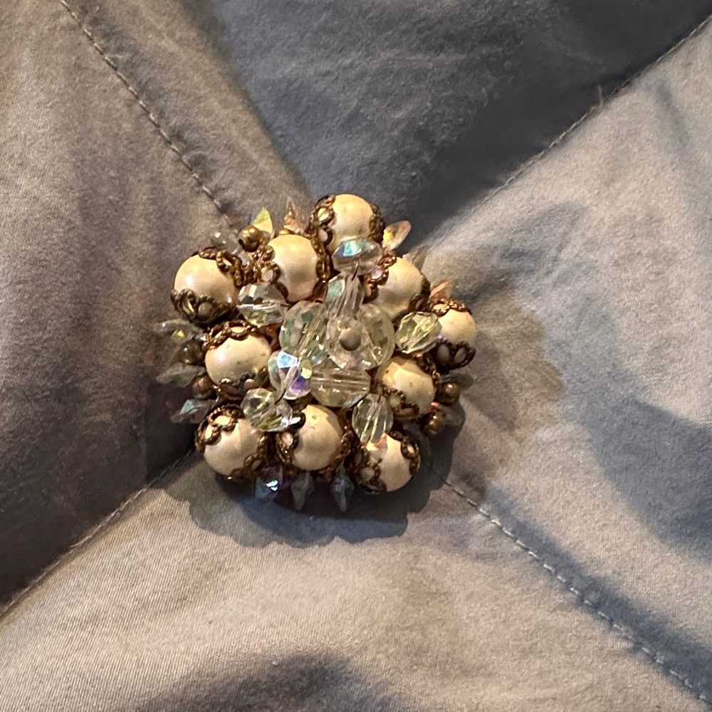 Elegant Gold and Cream Brooch
